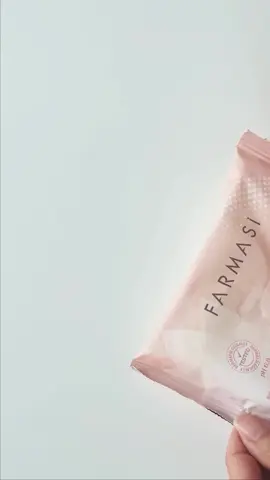 🩷𝙏𝙤𝙖𝙡𝙡𝙞𝙩𝙖𝙨 𝘿𝙚𝙨𝙢𝙖𝙦𝙪𝙞𝙡𝙡𝙖𝙣𝙩𝙚   Practicas toallitas desmaquillantes Farmasi Make Up Sensi-Wipes elimina todos los restos persistentes de impurezas y maquillaje mientras protege suavemente contra la pérdida de humedad y deja la piel más suave y brillante.😍 🩵 Prácticas, las puedes traer en el bolso 🩷No deja sensación y apariencia aceitosa 🩵Sin alcohol  🩷Sin parabenos 🩵Todo tipo de piel 🩷Probado dermatológicamente #FarmasiMexico #toallitasdesmaquillantes #makeup #dedmaquillar  #farmasibeautyinfluencer #farmasi