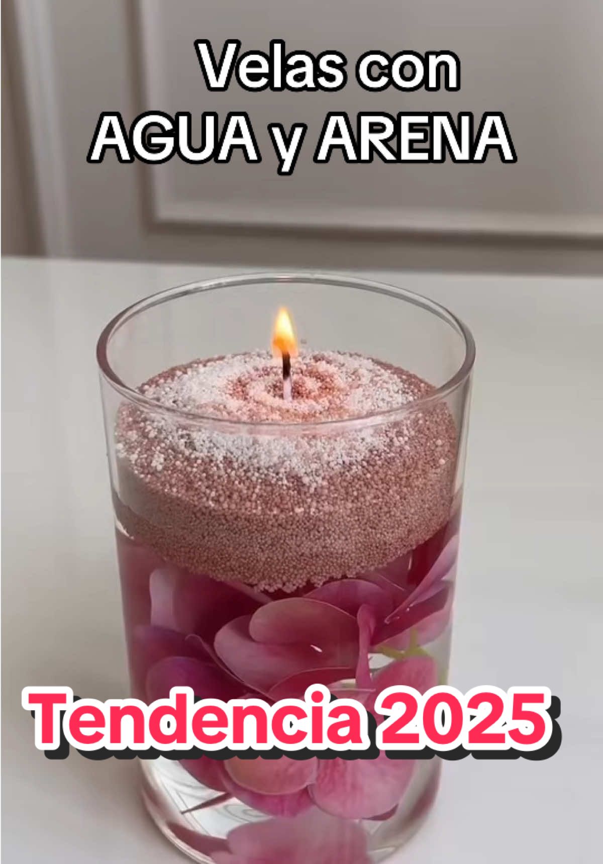🕯️Velas con Arena es otra nueva técnica que está revolucionando el mundo de las velas ya que se pueden hacer de muchos diseños colores y aromas y son más seguras si tienes peques o mascotas en casa #velas #velasaromaticas #moldesdesilicona #velasdecorativas #negocio #fypシ゚viral #foryoupage #amor #dinero #empoderamentofeminino #candlemaking #candles 