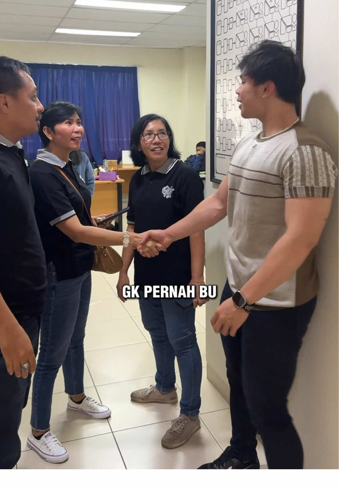 gilaa padahal udah 10 taun lalu😭