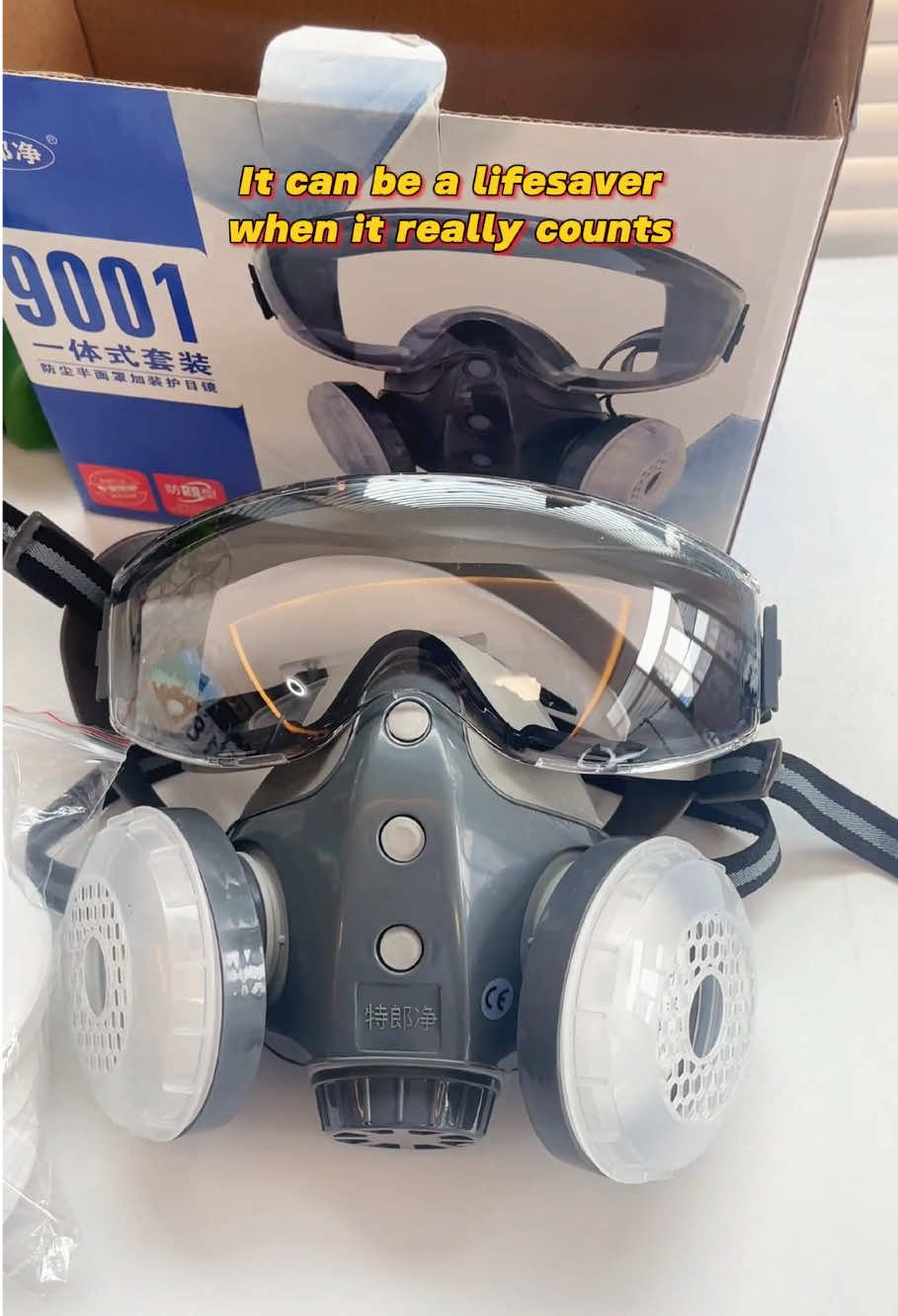 Must prepare this full face mask ‼️ #gasmask #fullfacemask #facemask #mask  #TikTokShopLoveAtFirstFind #spotlightfinds