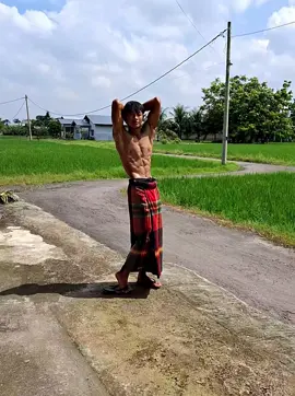 spek kayak gini,cocok di desa gak sih 🤔🤔?? #CapCut #foto #fy  #trend #fotolive #fotolivetiktok #hd #workoutmotivation #motivation #sixpack #gapurakabupaten #spekmanwha #fypage 