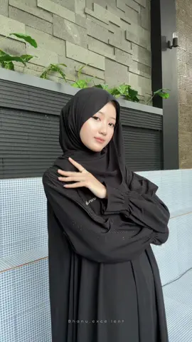 Abaya shaniya hitam hadir untuk ramadhan kalian😍‼️ #fypviralシ #gamisviral #terbaru #kekinian #muslimah #ootdhijab #gamissyari #abayadubai #muslimahoutfit #outfitideas #hijabstyle #gamisarab #dresshijab #muslimahhijrah #muslimahfashion #muslimahwear #gamismurah #trendingtiktok #viralvideo 