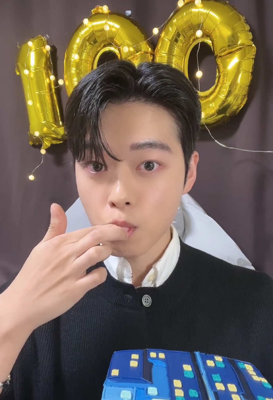 I've been busy with moving lately. Sorry for the late upload 😭 I'll leave it short because we have a lot of days to see each other 🤗Thank you for always being there for me ☺️ I look forward to your continued stay with me. Always be healthy and happy, my teamONE 🌃#fyp #추천 #추천떠라 #tiktok 