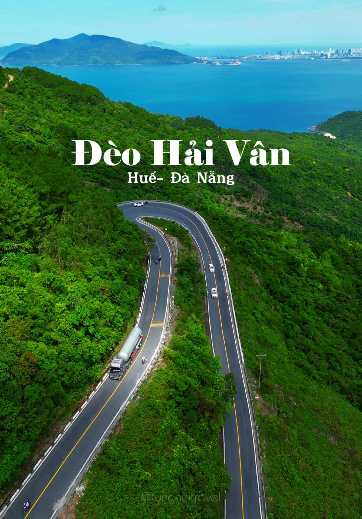 Đèo Hải Vân hùng vĩ đến ngỡ ngàng #travel #traveltiktok #travelvietnam #dulichvietnam #deohaivan 