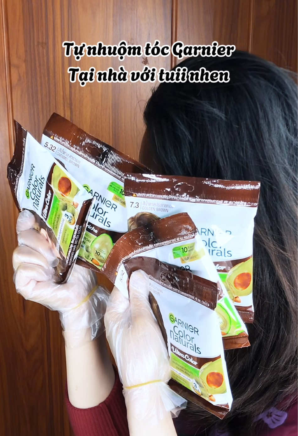 Thử nhuộm tóc tại nhà cùng tui với bộ kem nhuộm tóc Garnier nhen. Tui mix màu nè @Garnier Vietnam #garnier #garniervn #nhuomtoctainha Siuuuu Xinhhhhhhhh  #tunhuomtoctainha #xuhuong #duongtoctainha #garnierhaircare #haircare #nhuomtoc #nhuomtocgarnier #muasamcungtiktok #reviewlamdep #tunhuomtoc #saleluongve 