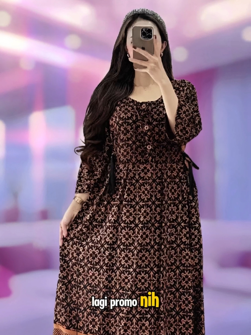 trans TV lengan 3/4 daster panjang kancing depan bahan rayon LD 120 cm panjang 120 cm  #daster #dasterkekinian #dasterjumbo #dasterviral #dastermurah #dasteribuibu #dasterbusui #dasterbumil #dastermodis #bajutidur #wibgajian #cuantanpabatas #ramadanekstraseru 