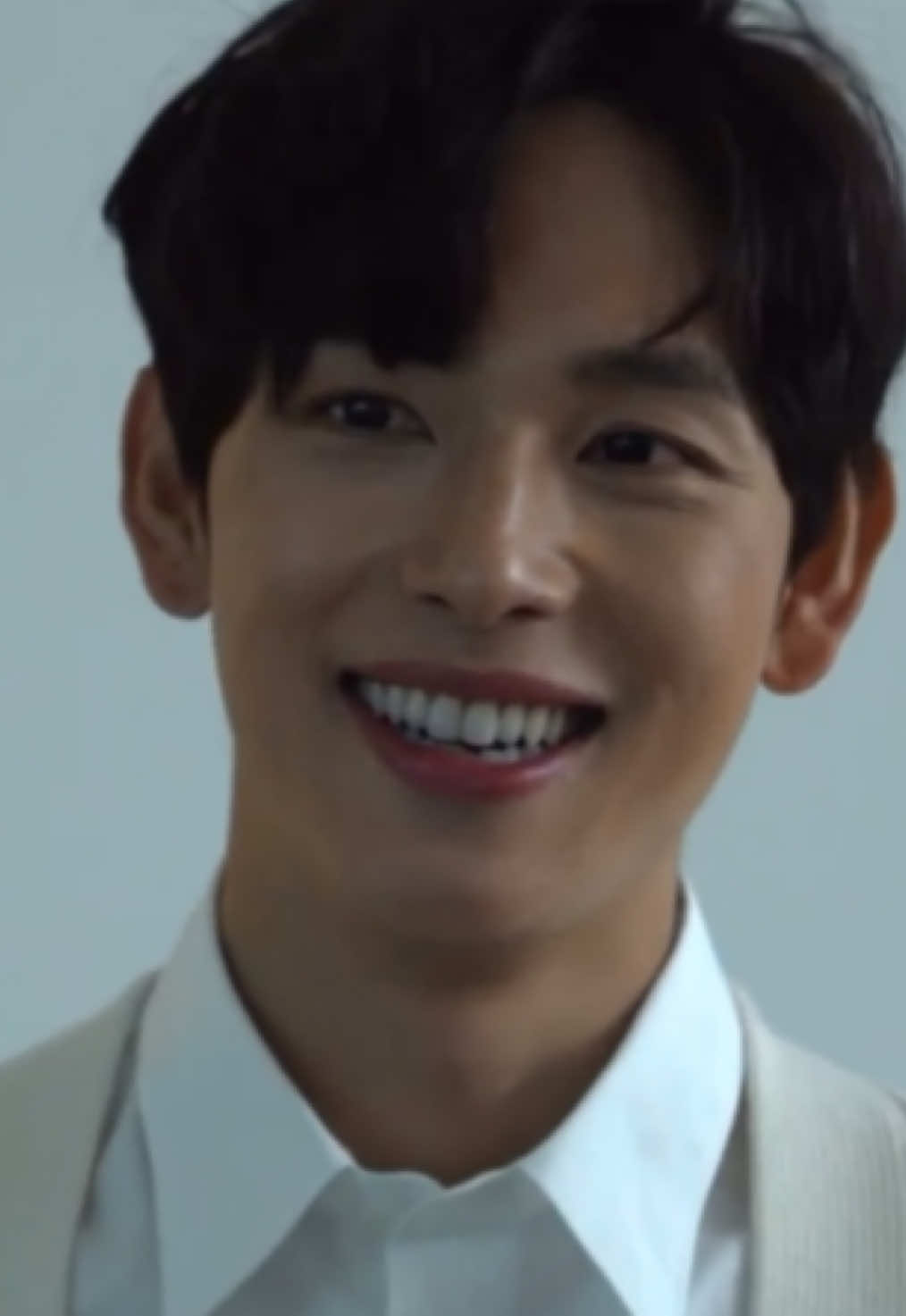 That wink smile tho #yimsiwan 