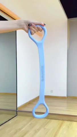 #拉伸带 #拉伸器 #拉力器 #塑形拉力器 #弹力绳 #stretcher #tensioner #chest weight #Shaping Puller  For friends who like to practice shoulder, neck, and back, you can try this yoga shaping and stretching device. It is made of silicone material and has good quality. Persist in using it to develop a good physique.