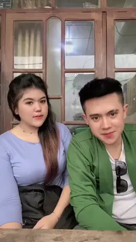 mana kakak mana adik?😅