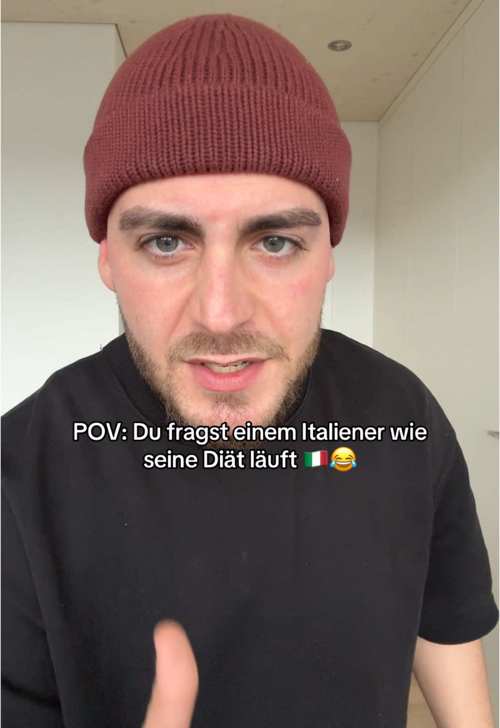 Italiener + Diät = ERROR 😂 #italia #deutsch #diät #einfachmaury #viral_video 