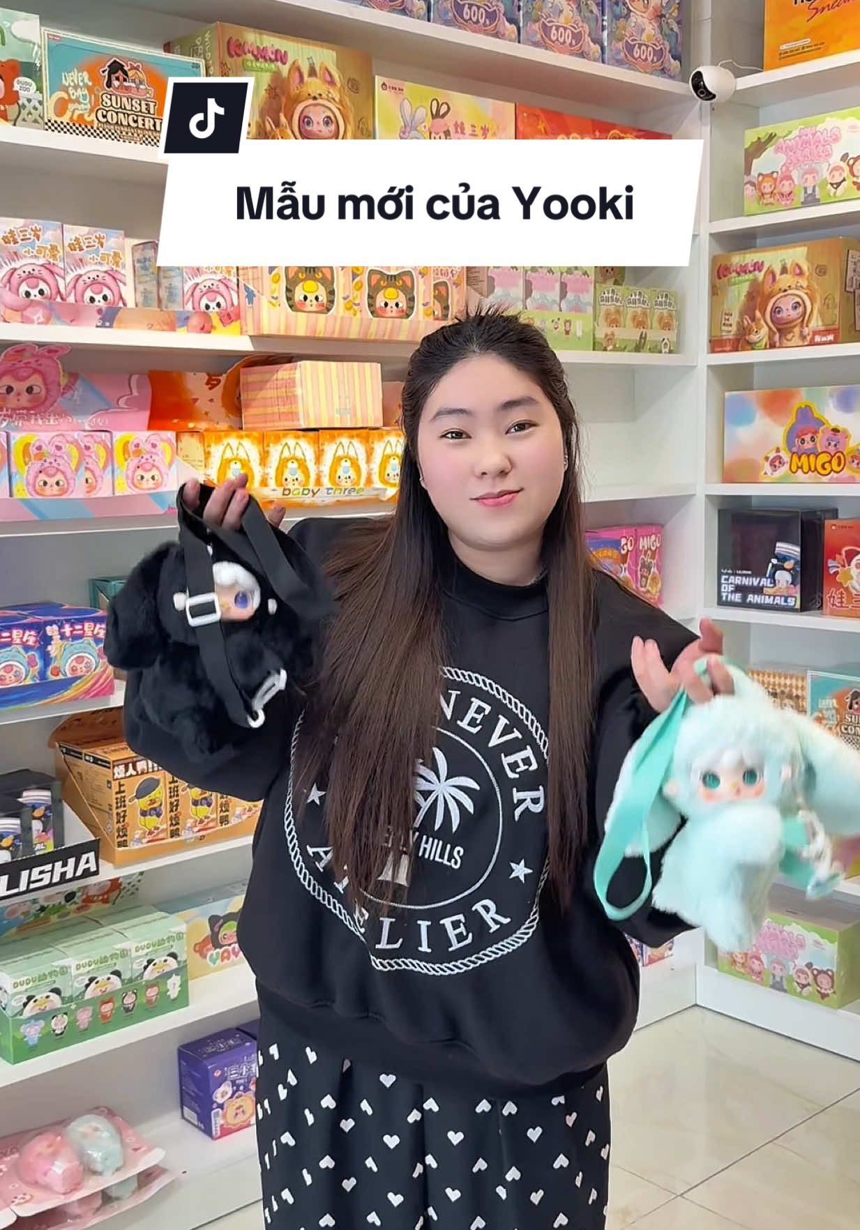 Túi chéo yooki này @Hoàng Ngân Sneaker Đây Rồi #hoangngansneakeruytin #blindbox #yooki 