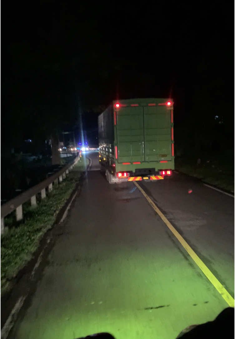 Aarah wonosobo truk mutan berattt harap pelan” #fyp #drivermuda #trontonhino500 #fypage #pejuangrupiah 