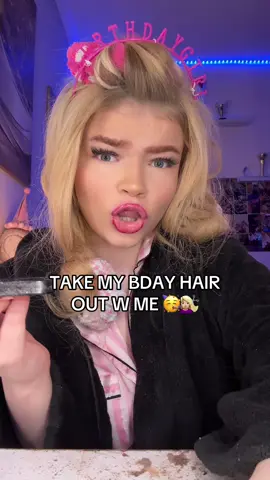 THEY WENT SO WELL. #fyp #foryoupage #viral #heatlesscurls #hair #goviralgo #viralvideo 