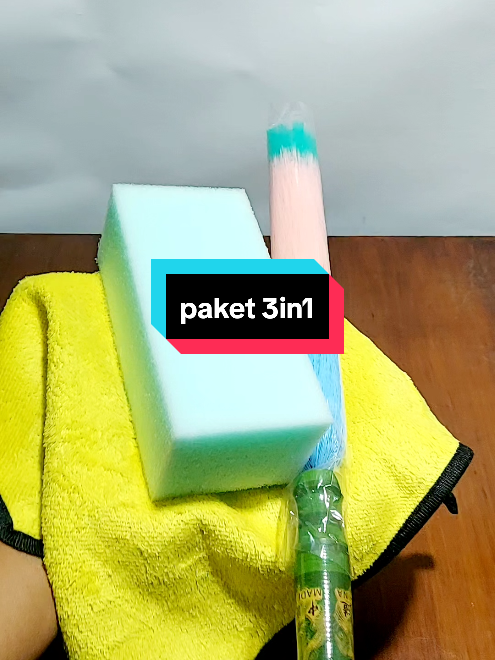 cuci motor jadi lebih mudah dengan paket 3in1 #cucimotor#wheelbrush#spon#lapmicrofiber 