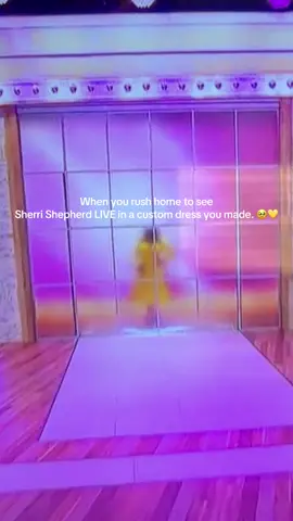 Screaming my head off. Thank God for this opportunity. Please please go follow our business @JEOFROI on IG. A lot of exciting things are happening. 💛 #live #sherrishepherd #fashion #fyp #blackentrepreneur 