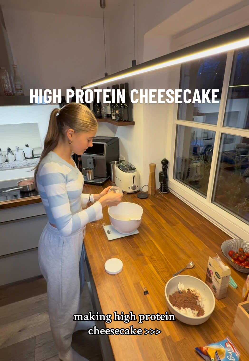 12/10 ! ✨🤍 #fyp #4upage #highprotein #cheesecake #gymgirlsoftiktok #gymrat #foruyou #baking #kitchen 
