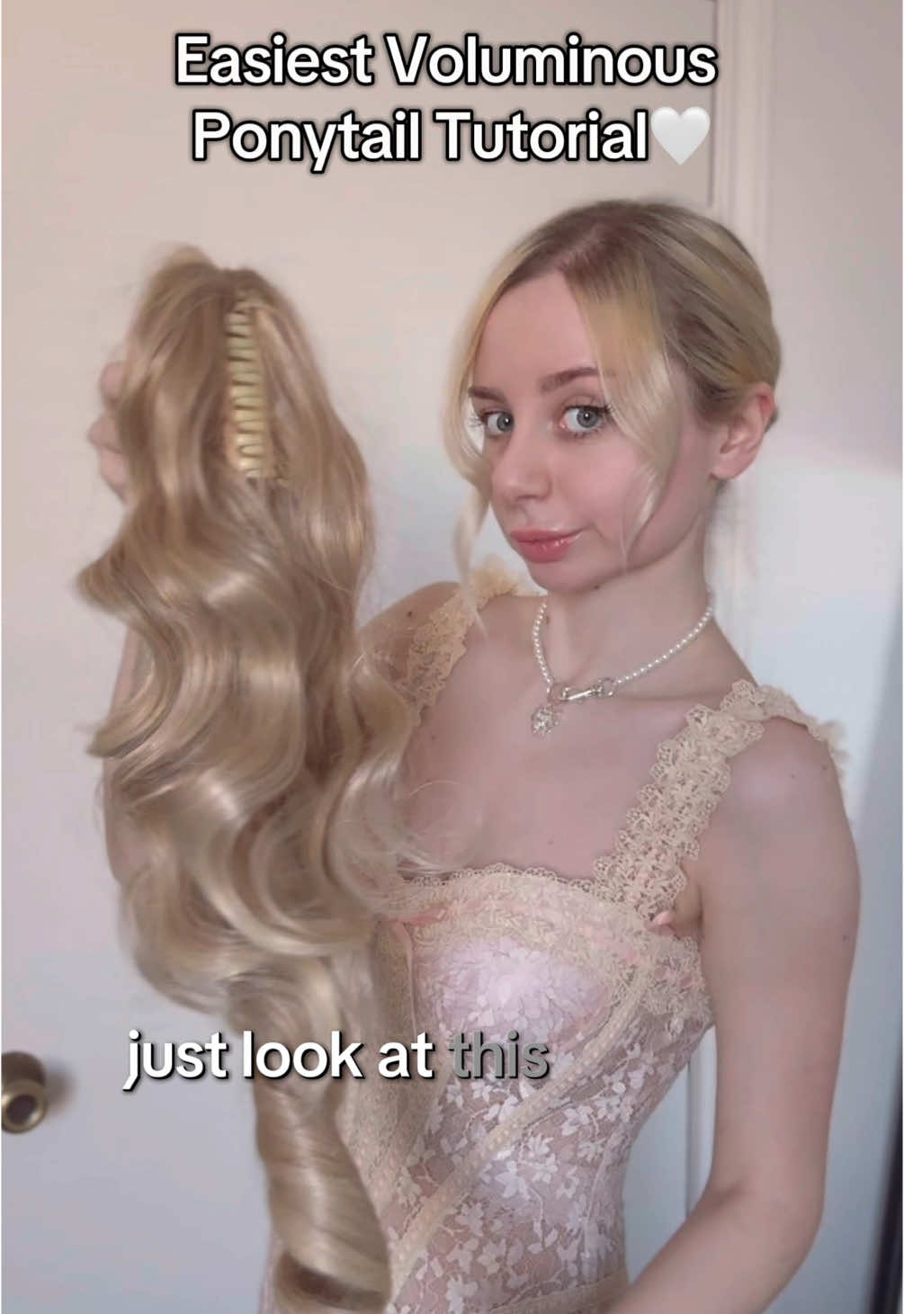 #ad Obsessed with this hair clip! The color blends so perfectly with my roots, and the curls are just too cute!  ✨💕 @kookastyle hair extensions 