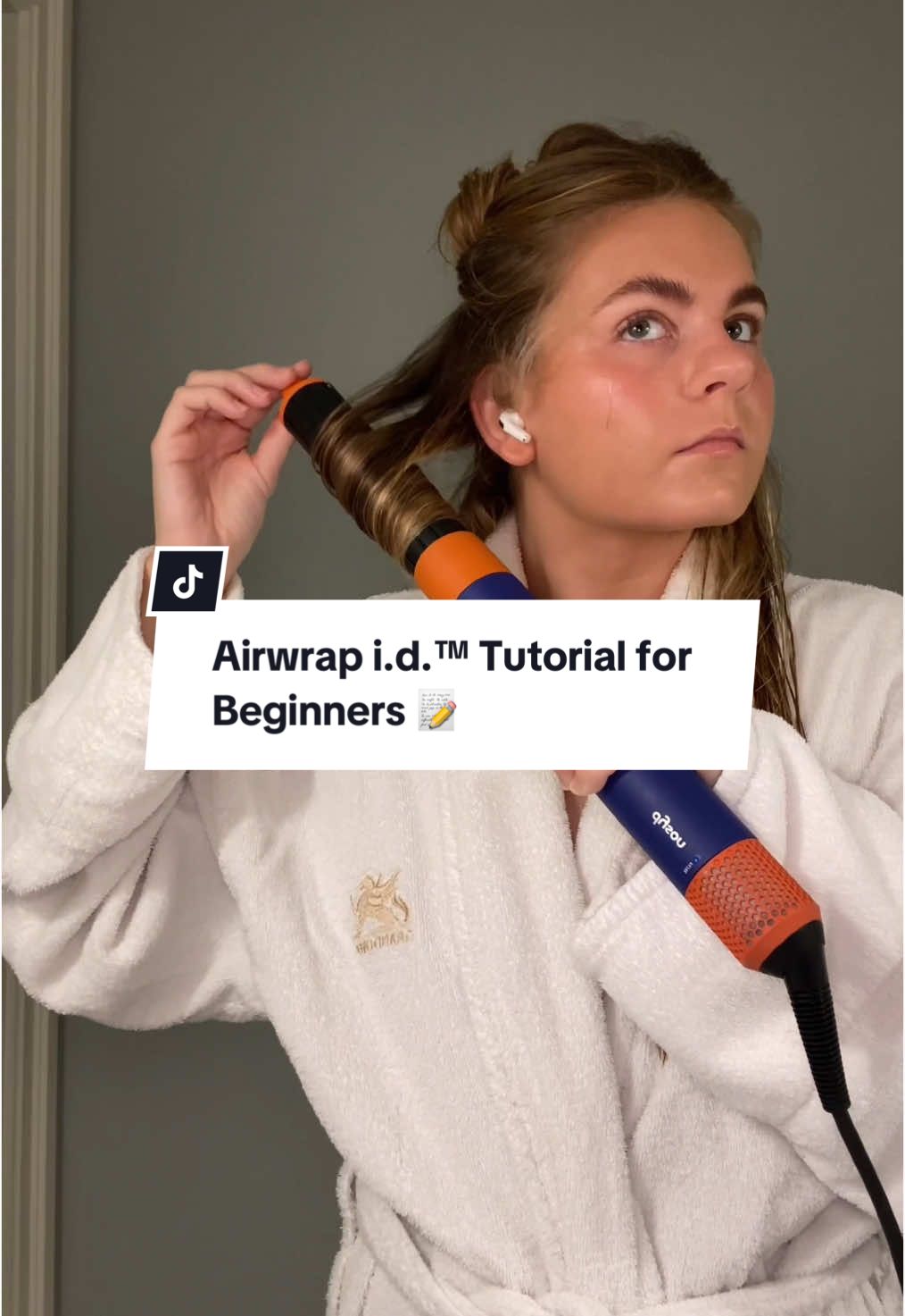Get your steps in. Follow along for tips on achieving beautiful, bouncy curls. ✨ 🎥: @Olivia Messina  #dyson #airwrap #airwrapid #dysonairwrap #airwraptutorial #howto #forbeginners #hairtutorial #blowout #dysoncurls 