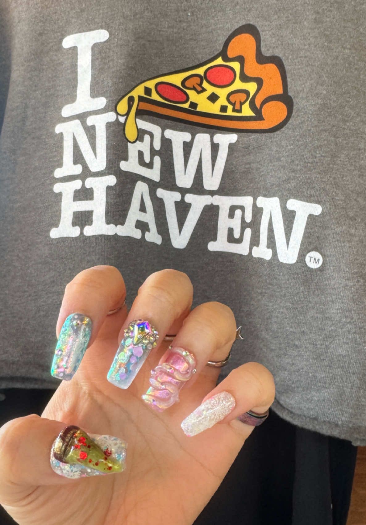 Custom SNOW BUNNY press-ons! 💅❄️🐰 Handmade by @crownednailpressons for the APRÈS SKI event w/ @the_happyhourhunter 🎿 Obsessed with the details - sparkling slopes, pizza & bunny details! ✨ Need custom nails or a photobooth? @preciseeventexperience got you covered 📸 #PressOnNails #AprèsSki #NailArt #SmallBusiness #WinterVibes