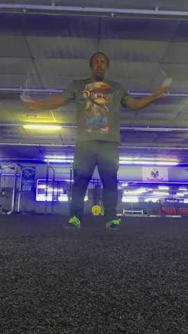 giovannijackson123456#sim  I'm exercising  free styling jump roping at the,coops gym in sagina mi 