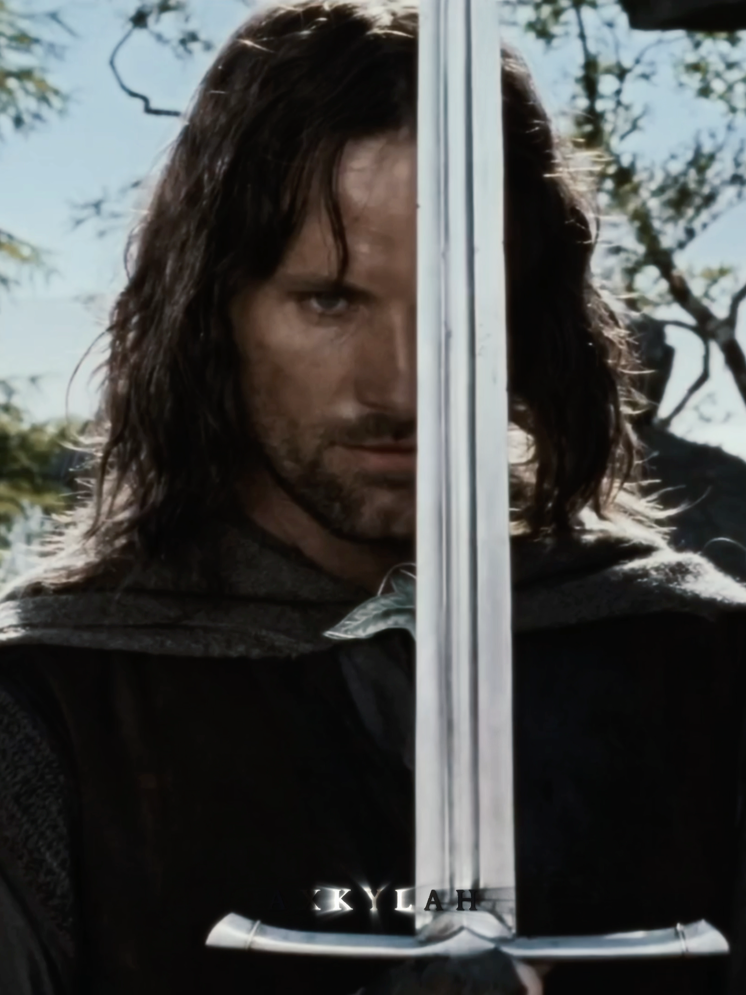 hottest 87 year old man to exist || scp: @skywaik3rsae // #aragorn #aragornedit #lotr #lordoftheringsedits #lotrtok #thelordoftherings #edit #jrrtolkien  #foryoupagе #runwaywalk #slowed #slowedandreverb #lotredit