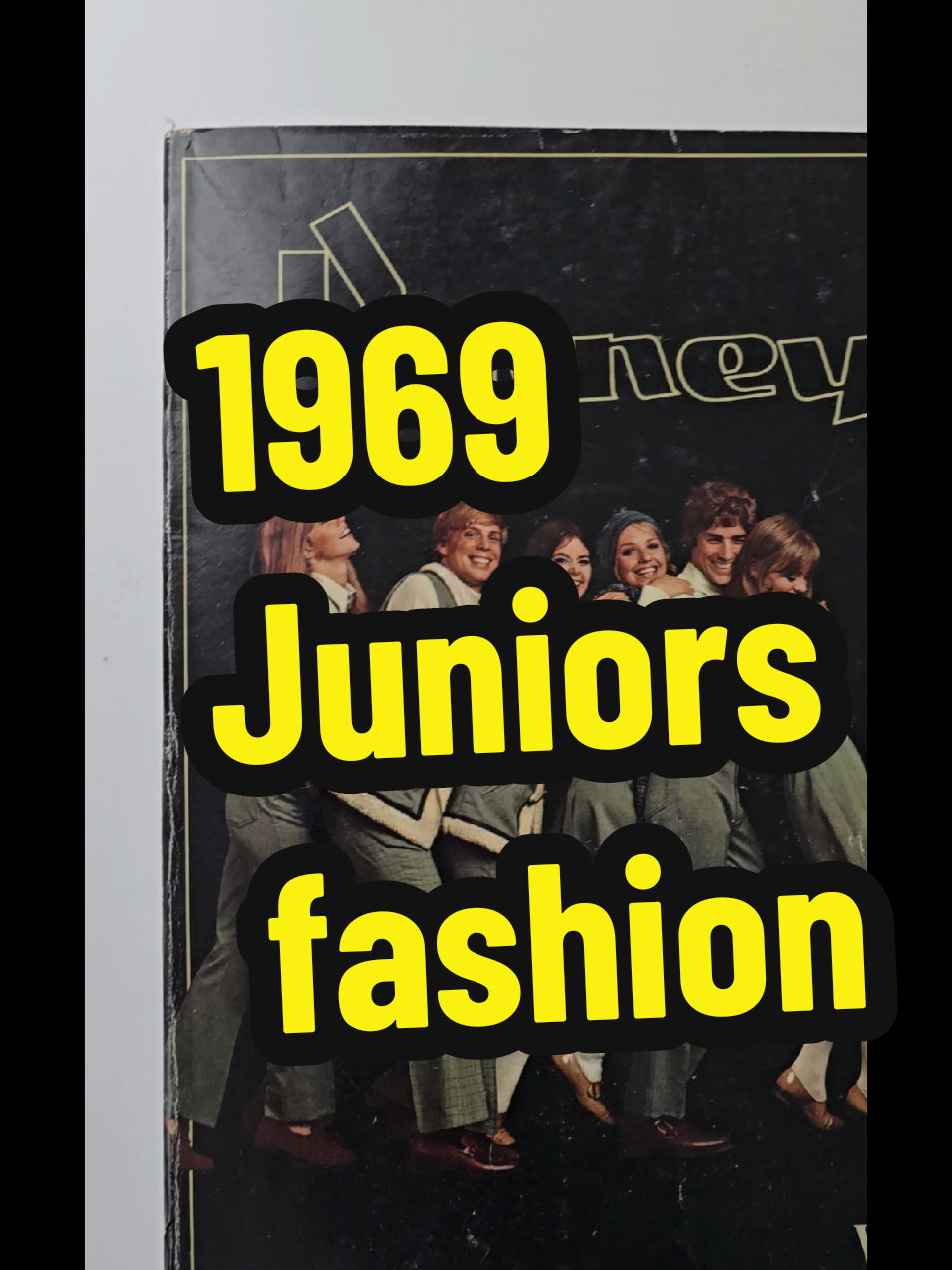 #memoryunlocked #childhoodmemories #corememories #nostalgiatrip #nostalgiacore #vintagefashion #vintagevibes #1969 #60s #70s #70sfashion #60sfashion 