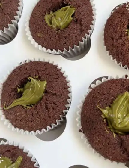 Chocolate Pistachio Cupcakes 😮‍💨😮‍💨😮‍💨 #cake #baker #southasian #desi #pakistani #Ramadan #ramadhan #manchester #dessert 