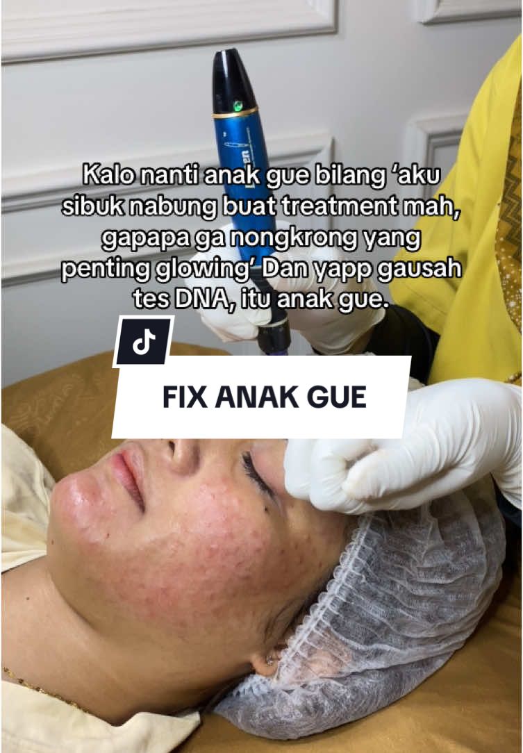 Treatment mah wajib, yang lain urusan belakangan. Anak siapa nih? Yapp, anak gue! ✨💆🏻‍♀️ #ellaskincareofficial #ellaskinclinicofficial #ellaskinclinic #ellaskincare #foryou #fyp #foryoupage #metime #treatmenttime #tiktoktainment