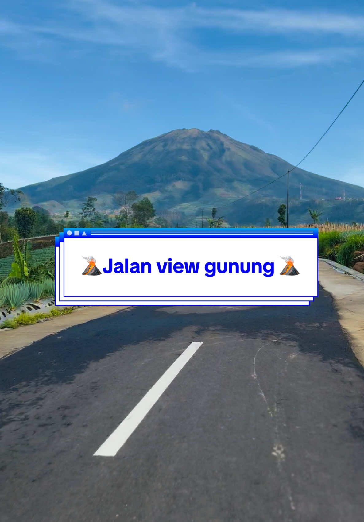 Seseru ini jalan dengan view gunung  . . . #aestheticvibes #mettosmile #fyp @Pesona Indonesia @Wonderful Indonesia @Maulana 
