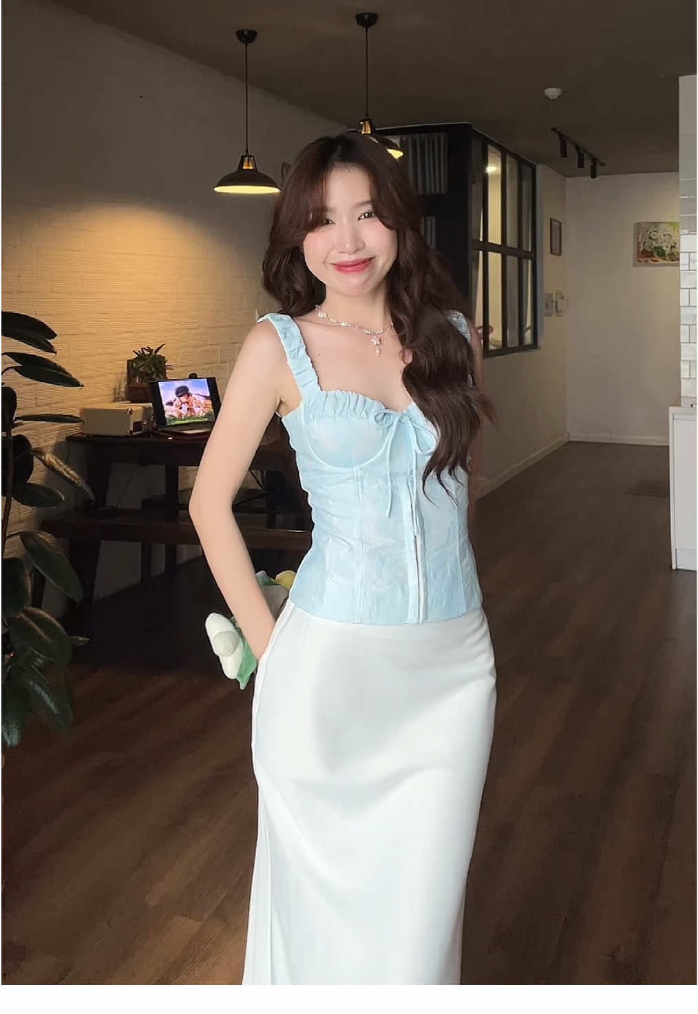 Háo hức chờ bó hoa của ảnh ngày 8/3 quá nạ #fyp #grwm #outfitcheck #laboutique #outfit #xuhuong #foryou 