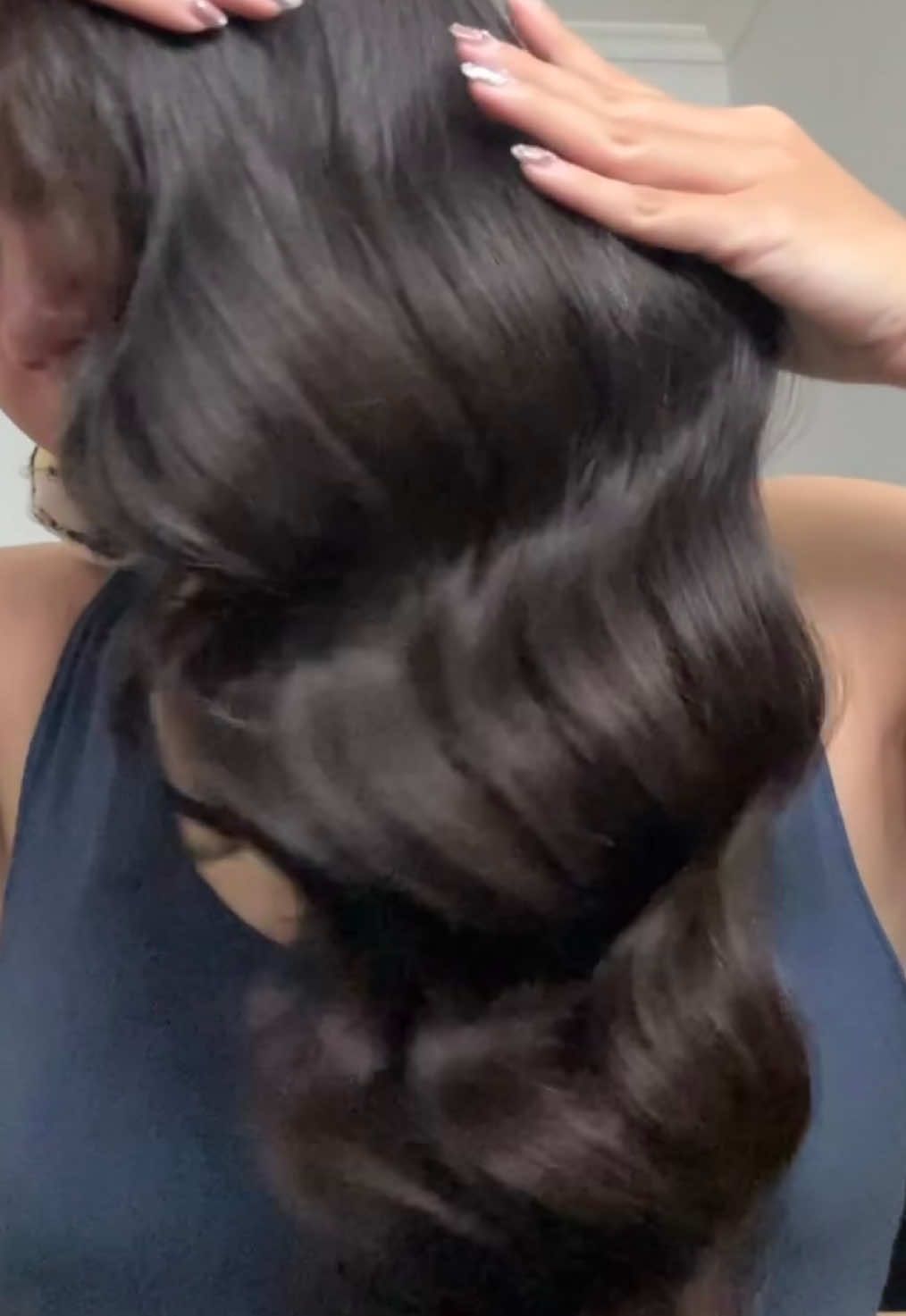 terlalu pagi muka bengkak plus jerawat hormon bulanan😪🥱 #heatlesscurls #overnightblowout #overnightsockcurls #easyhairstyles 