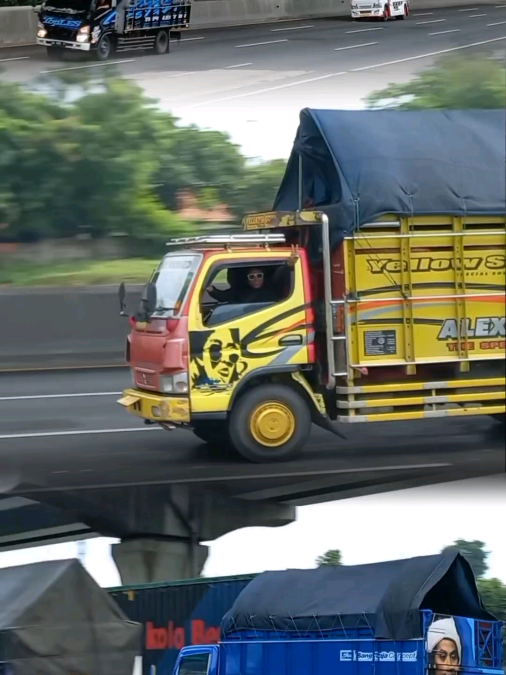 ramdhan race telah tiba🔥🌶 . #mrtl_kitasemuasaudara #mrtl #truckquote_ceritakita #ladiestruck #garagetruckid #truckmodifikasi  #centermaniaindonesiacomunity #truckquote #truckmaniaindonesia #romansasopirtruck #truckhits #truckmodifikasi #truckmaniaindonesia #reposttruckindonesia #trukcabe #indotrucklovers #truckmaniaindonesia #galeritruckindonesia #truckmodifiedindonesia #stutjack #selebgram #komunitastruckmalang #malangrayatrucklovers #truckolengkapten #trukmaniajogja #trukmodifikasiindonesia #malangrayatrucklovers#masukberandafyp  #truckmboiss #fypシ #fypシ❤️💞❤️