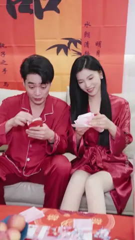 没良心的人会觉得，付出的人一旦不付出就是罪人了 。#家庭婚姻情感 #剧情演绎