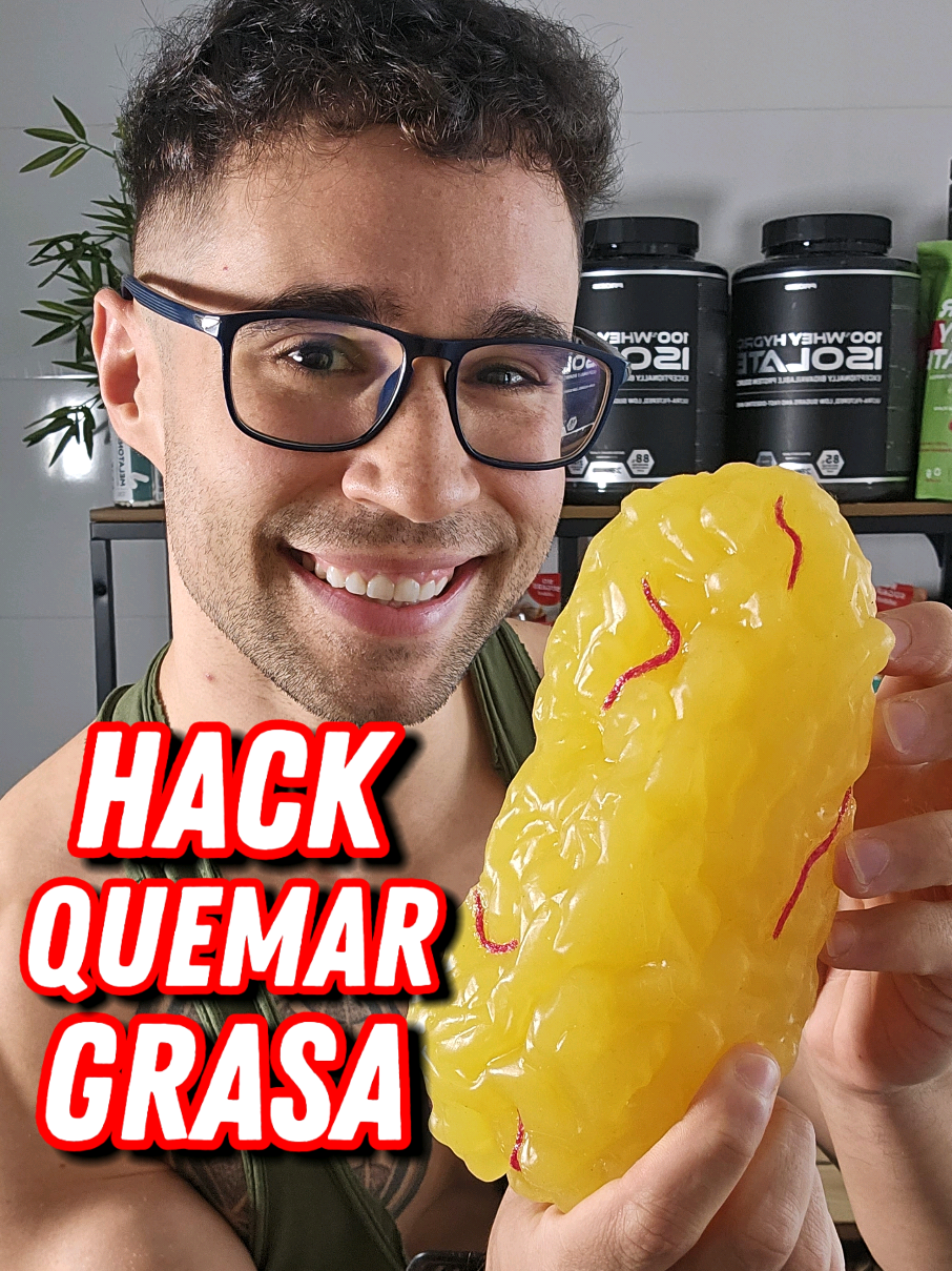 ¿Quieres perder grasa? Descubre una manera práctica y sencilla para comenzar a hacerlo simplemente caminando ¡SÍGUEME Y DALE A LIKE para más contenido fitness! 🔴Si necesitas creatina o proteína puedes tienes un DESCUENTO al usar mi código descuento MAYDEN  además tendrás mis regalos 🎁 #ganarmusculo #perdergrasa #deficit #entrenamiento #gimnasio 