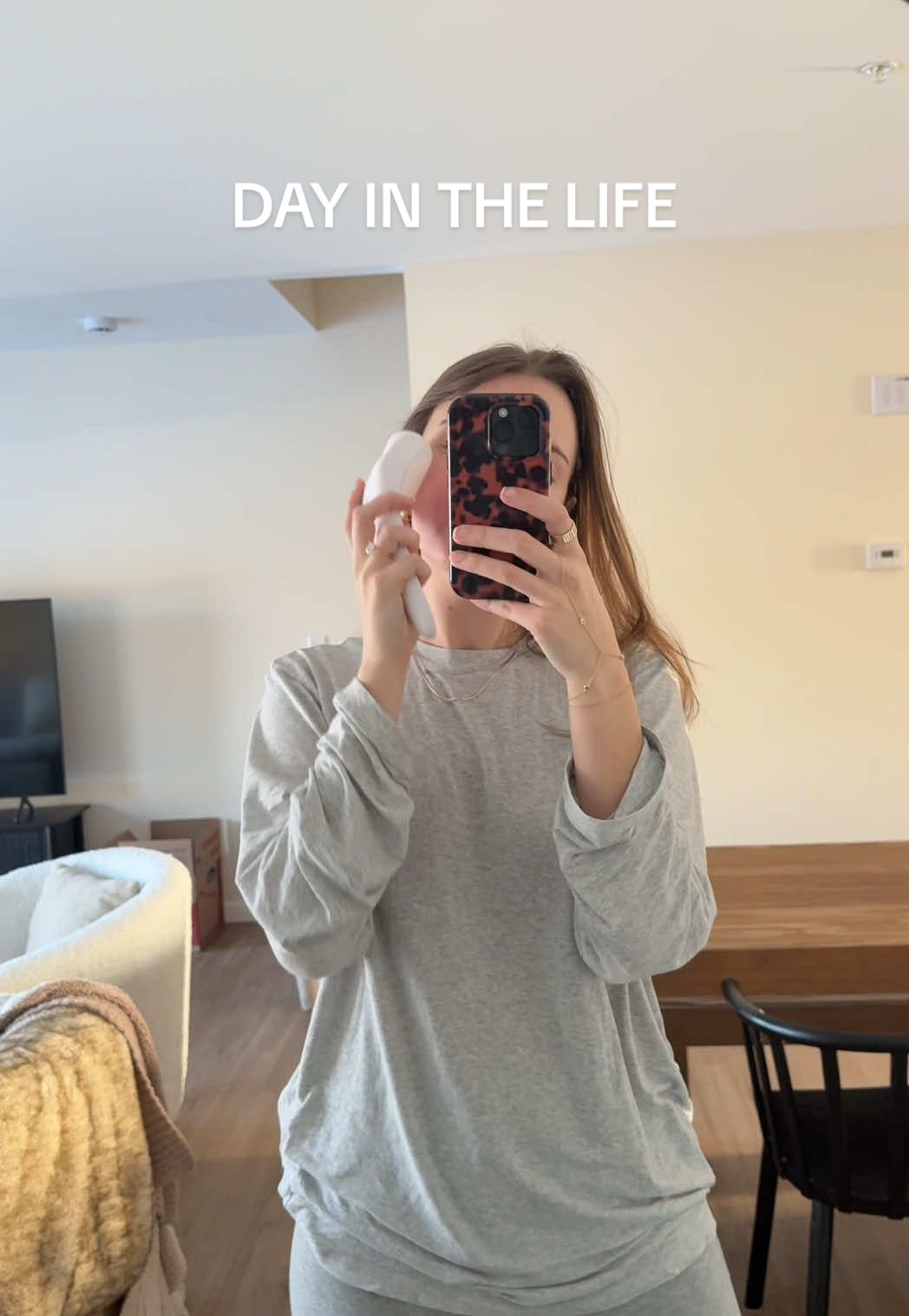 A typical wfh day for me as a SMM! 💻 ✨🧚 #dayinmylife #Vlog #dailyvlog #dimml #wfh #wfhvlog #smm #socialmediamanager 