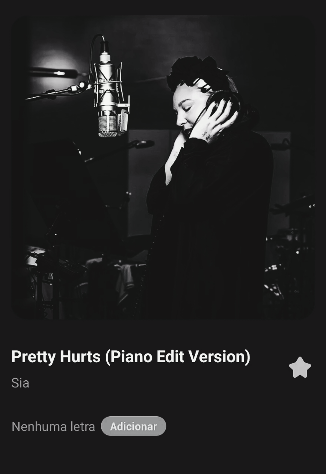 @Sia - Pretty Hurts (Versão Piano) 😭♥️ #sia #siamusic #prettyhurts #beyonce 