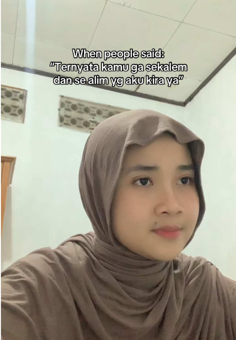 gausah dikira-kira makanya, kalian cuma bisa liat apa yg aku ijinin buat diperlihatkan, masih mode power rangers yg bisa menjelma jadi apa aja hehe