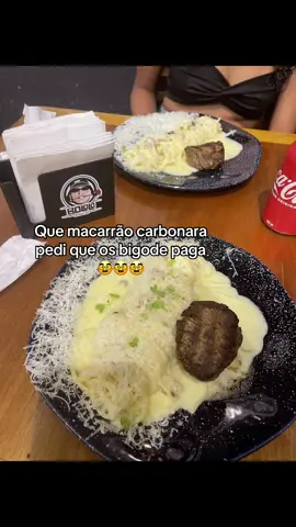🥸 . . . #fyp #foruyou #carbonara #bololorestaurante #bigode #raul #7 