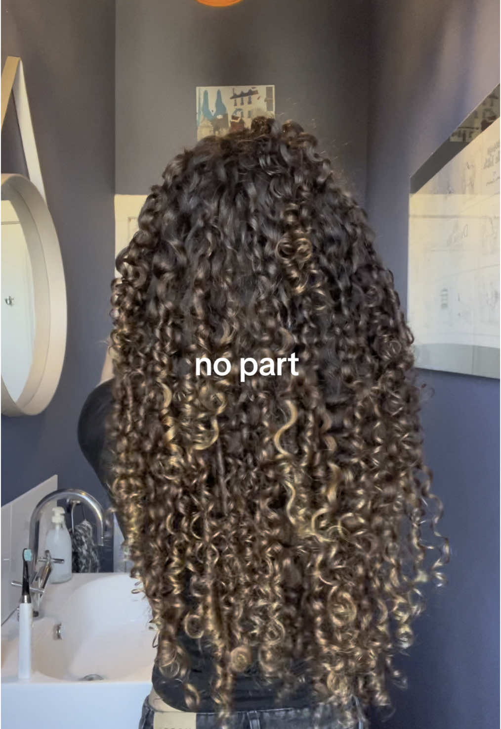 best thing for volume🙏#volume #curly #curlyhair #hair #curls #curlybybeth #real #parting #middle #nopart 