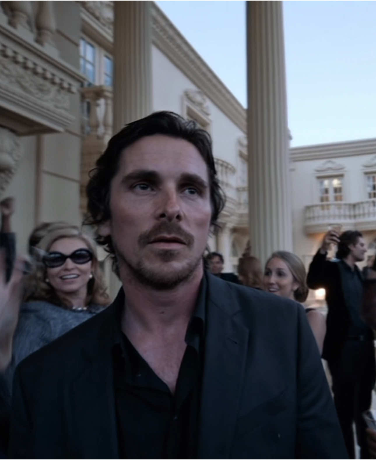 The warmth of solitude #knightofcups #christanbale #terrancemalick #visuals #aesthetic 