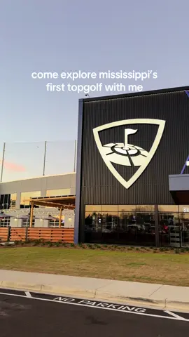 Try the fried mac and cheese bites (you can thank me later) 🧀⛳️🏌️‍♀️@Topgolf 