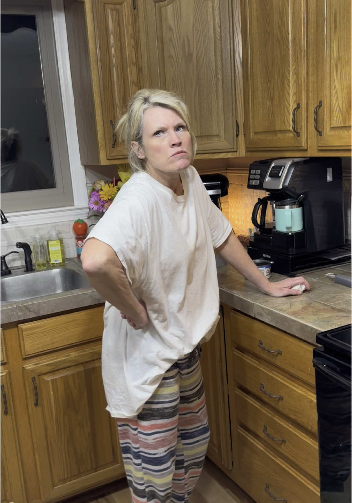Mom never wants to go out to eat!! #fyp #fypシ #foryoupage #cooking #dinner 