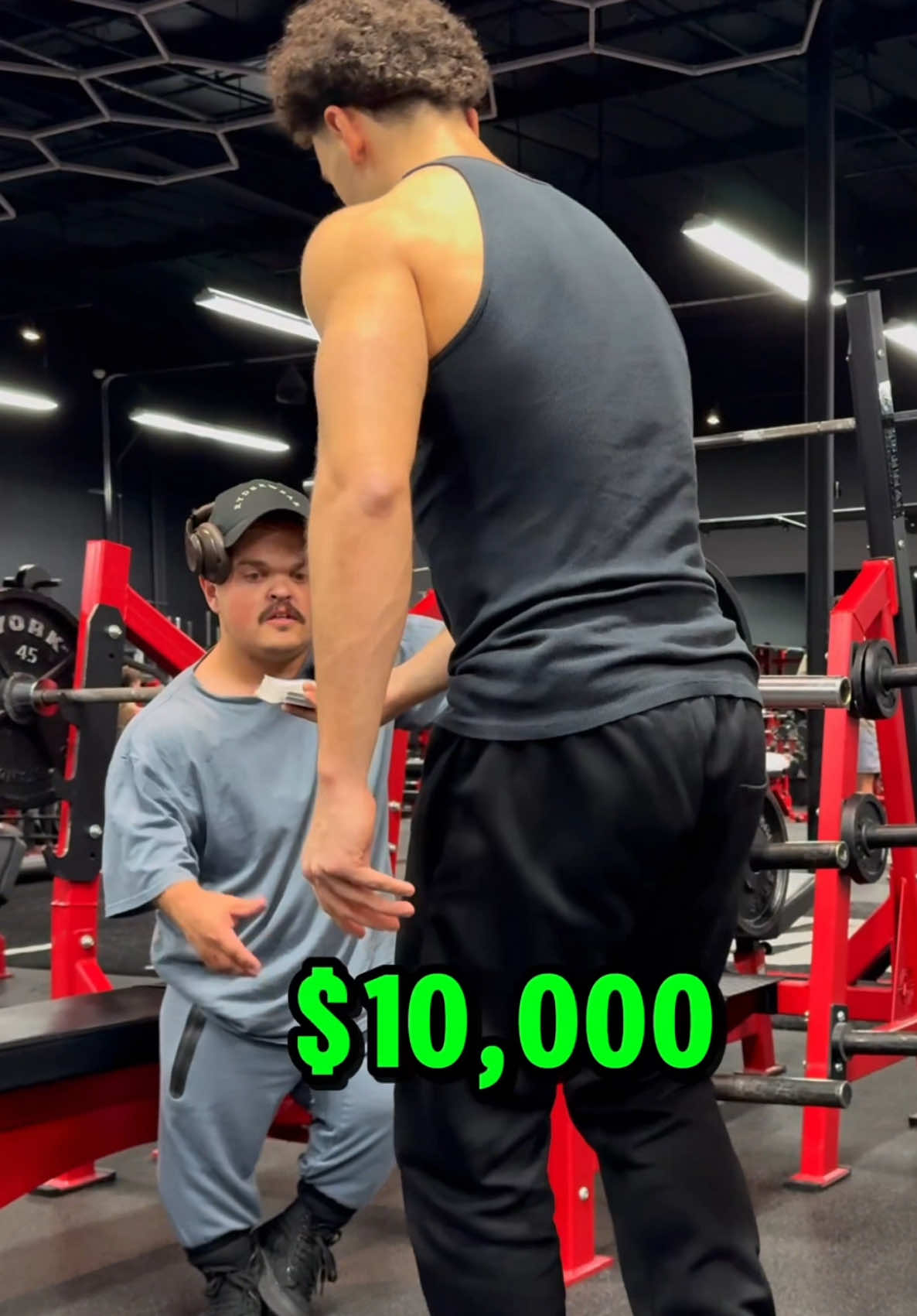 Can this little boy beat me for $10,000💪🏽⁉️ @Dwarf Juggernaut  #benchpress #fail #fitnesschallenge #viral #trend #funny #comedy #workout