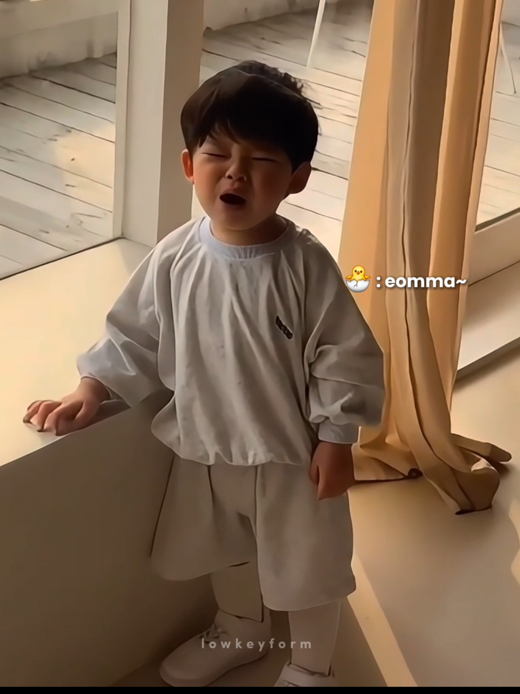 eommaaaaaa >..< - #이진이 #koreanbaby #cutebaby #influencer #babyinfluencer 