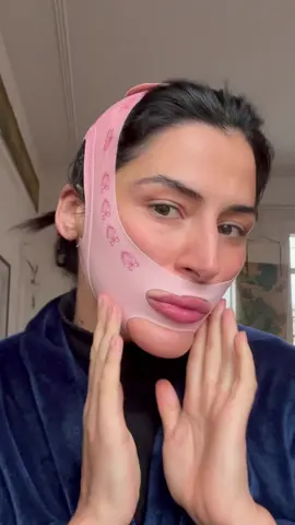 ✨ Jungshea V Line Face Strap ✨#skincare #jawline #fyp #doublechin #shopvideocarnival #facelift #TikTokShopRestock #chinstrap #tiktokshop #thatgirl #sleepessentials #facestrap #doublechinchallenge #jungshea #koreanbeauty 