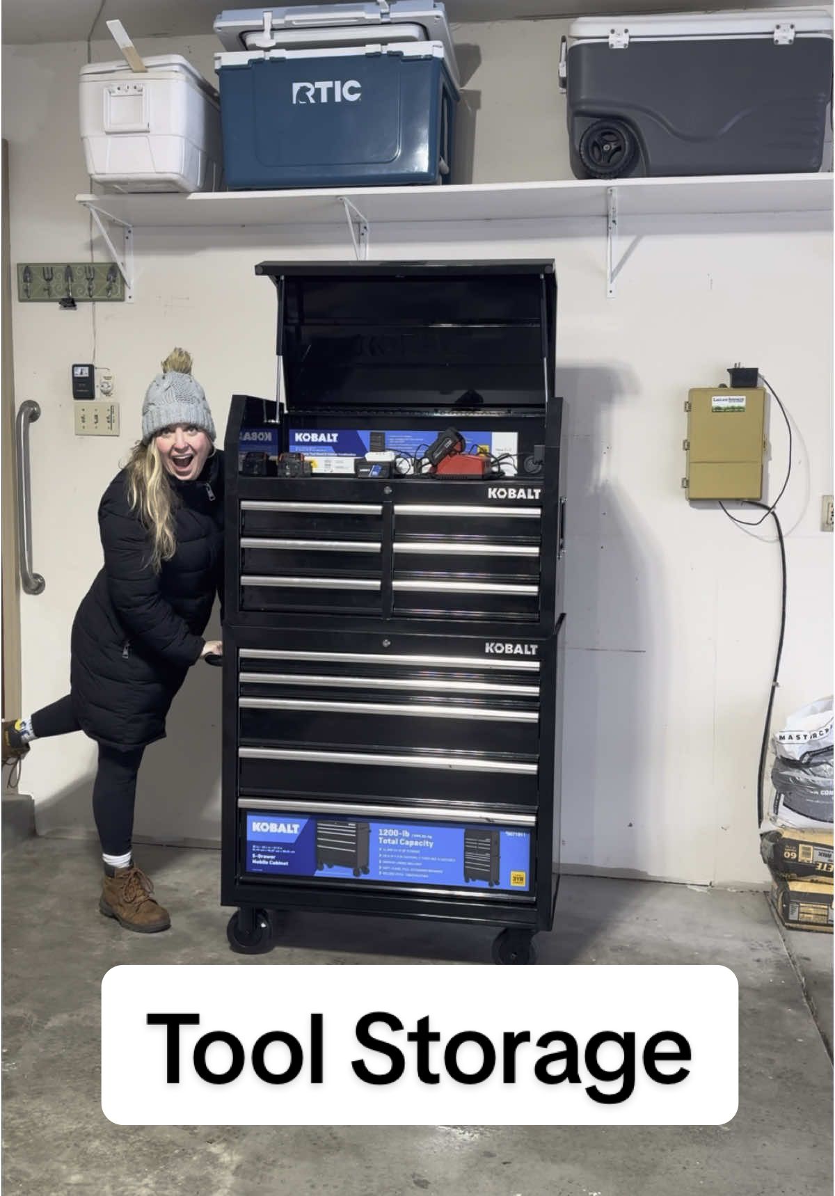 Comment “Link” for details on this rolling tool storage cabinet.  @@Lowe’s ##lowespartner##lowesfinds##loweshomeimprovement##toolstorage##garageorganization