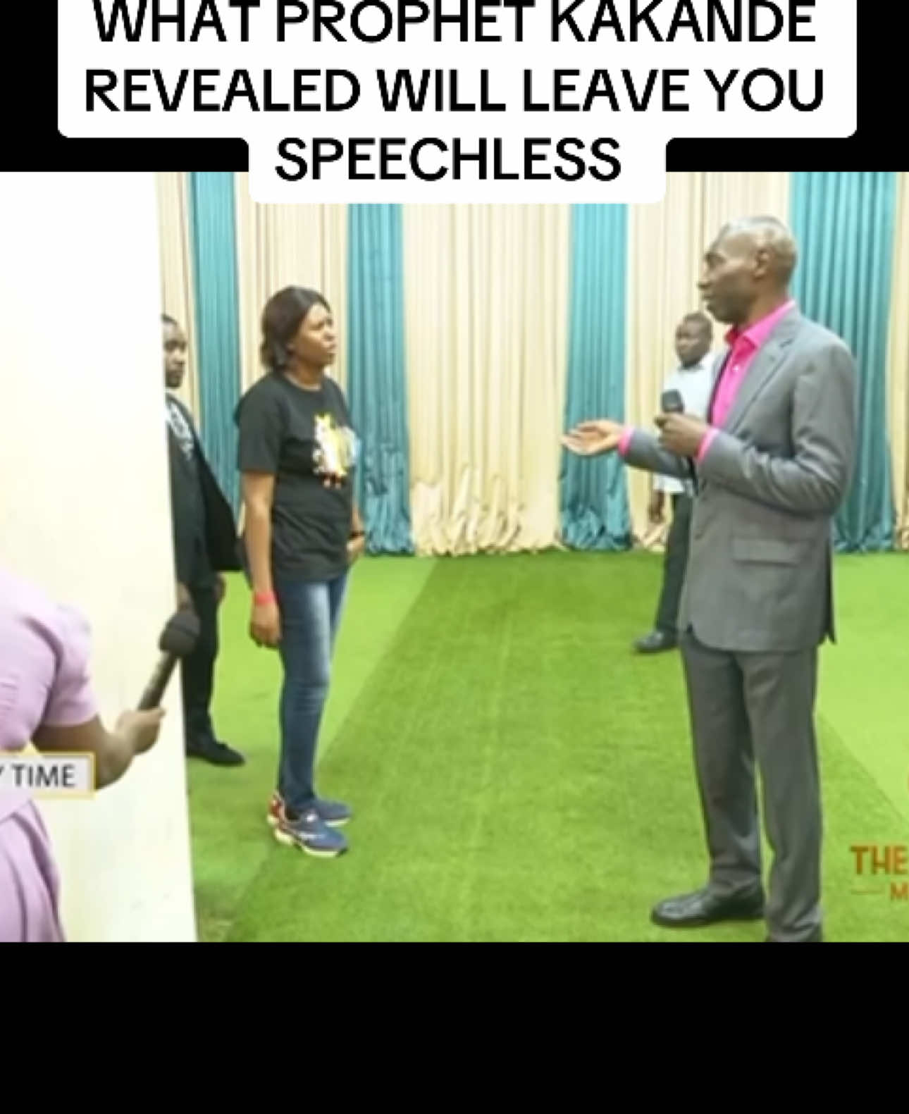 What Prophet Kakande told her will leave you speechless #prophetsamuelkakande #kakandeministries #inspirational #charity #healing #prophecy #overnight #sermon #motivational #Salvation #deliverance #