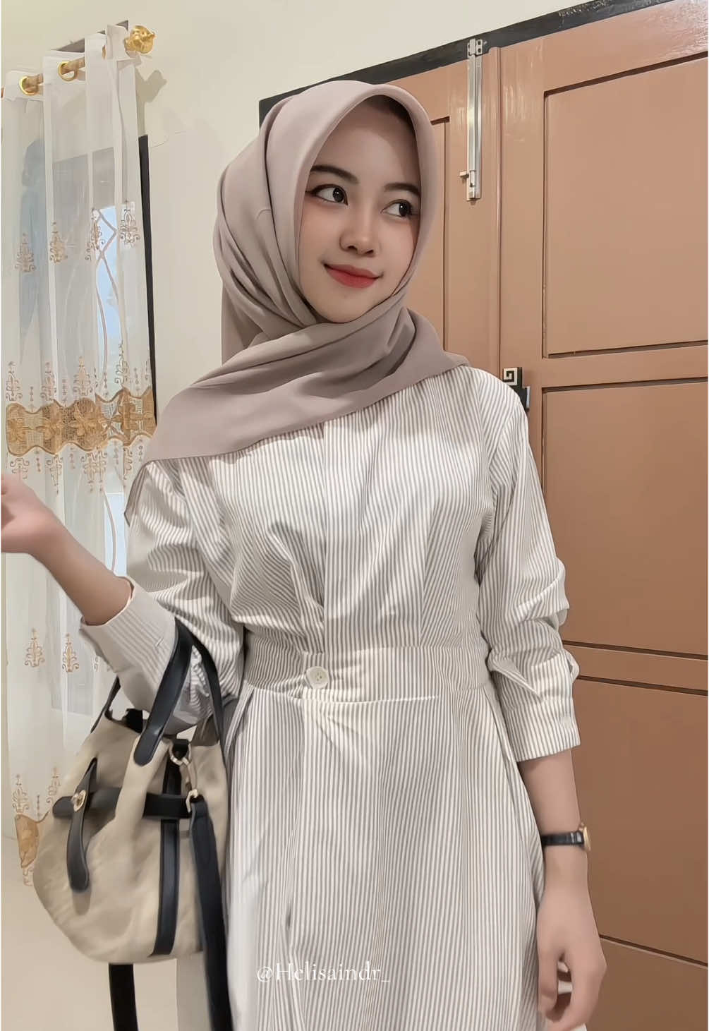 Buat outfit bukber cakep gasi🤍😬 #ootdhijab 