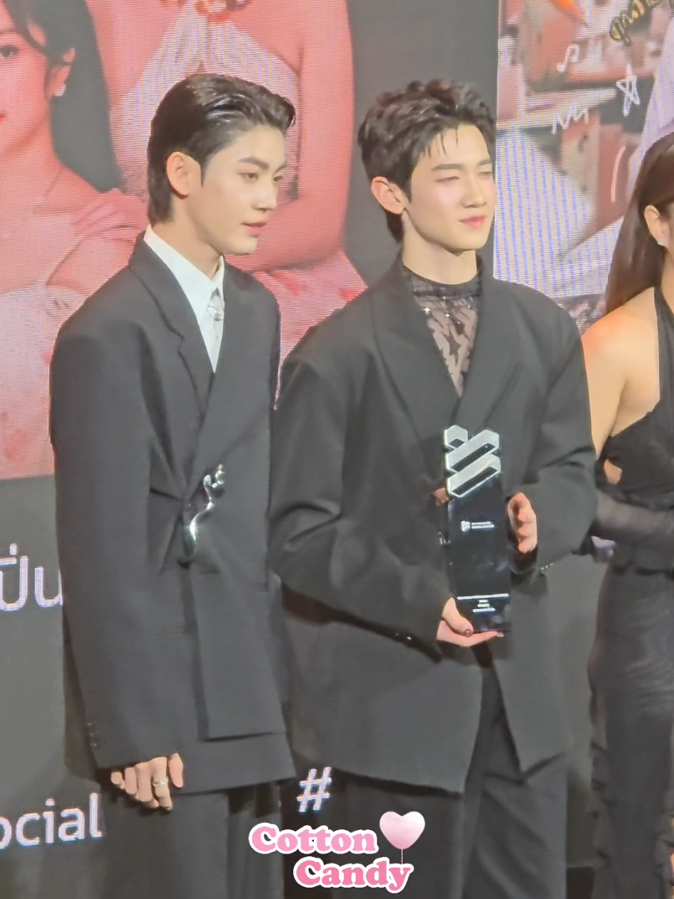 แอลม่อนโปรเกรสขึ้นรับรางวัลในฐานะซีรีย์ที่เข้ารอบ Finalists  ยินดีด้วยนะคับ  TSA13 X AMPG #ThailandSocialAwards13xAMPG  #ThailandSocialAwards #TSA13 #AlmondProgress #Almondbabybigboy #ProgressPassawish 