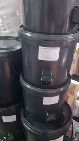 ELEMENT HOT WATER BUCKETS(084404 7188)  20LT R100 10LT R90 20lt with tap R130 4 krypton Avenue 907 Chatsworth moorton